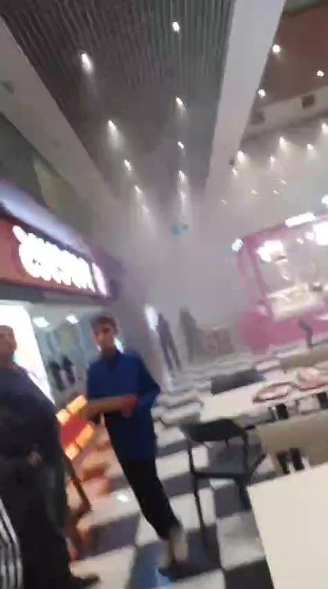 Zonguldak’ta Esas 67 Burda Alışveriş Merkezi’nin (AVM) yemek katındaki bir