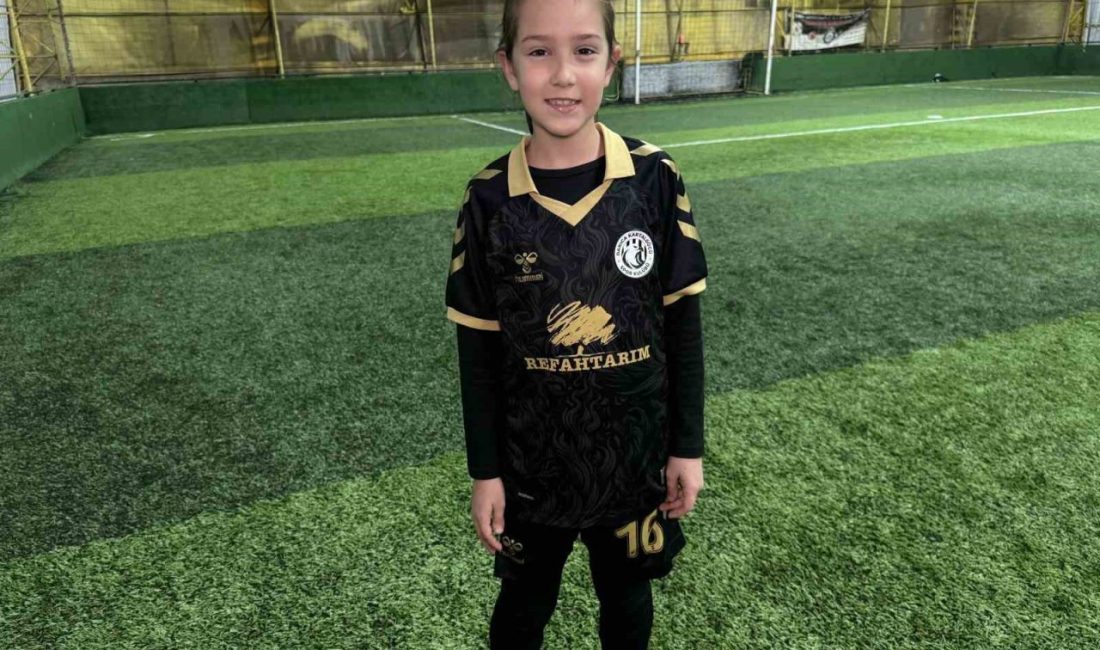 Kocaeli’nin Darıca ilçesinde oynadığı futbol ve attığı şık gollerle dikkatleri