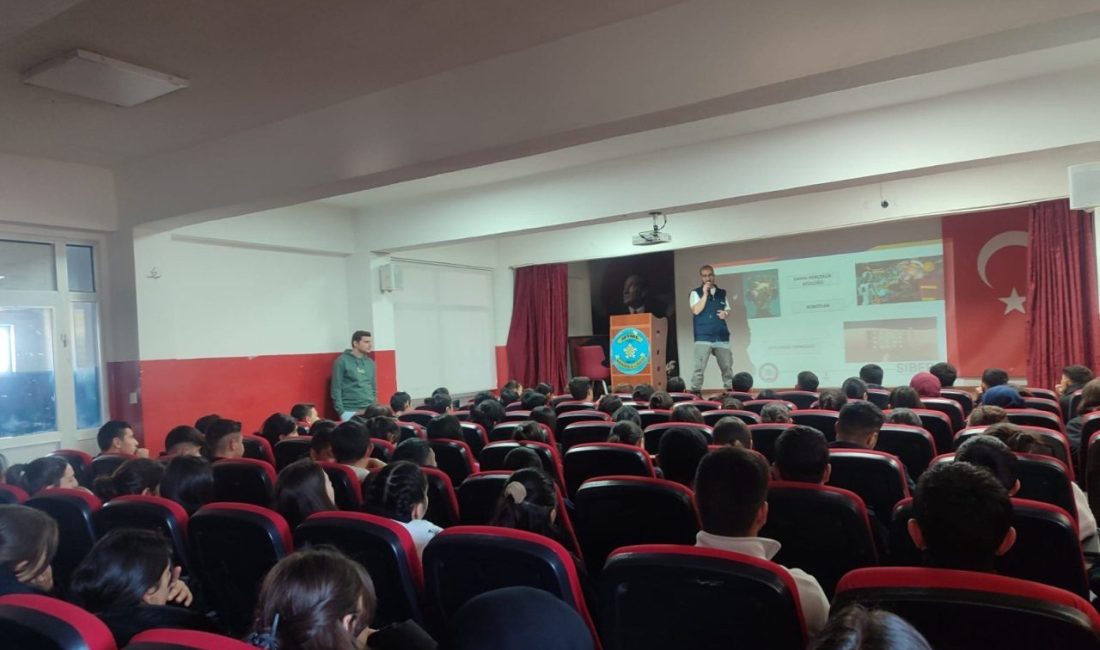 Akyaka’da öğrencilere yönelik farkındalık çalışmaları sürüyor. Bu kapsamda, İl Emniyet