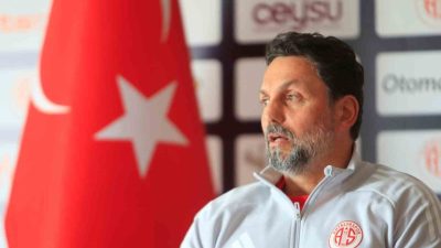 Trendyol Süper Lig ekiplerinden Antalyaspor, Teknik Direktör Erol Bulut ile