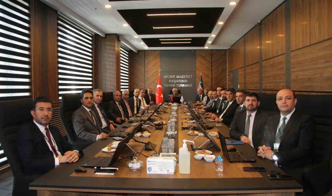 Aras EDAŞ Genel Müdürü Fikret Akbaş, kriz senaryolarına karşı gerekli