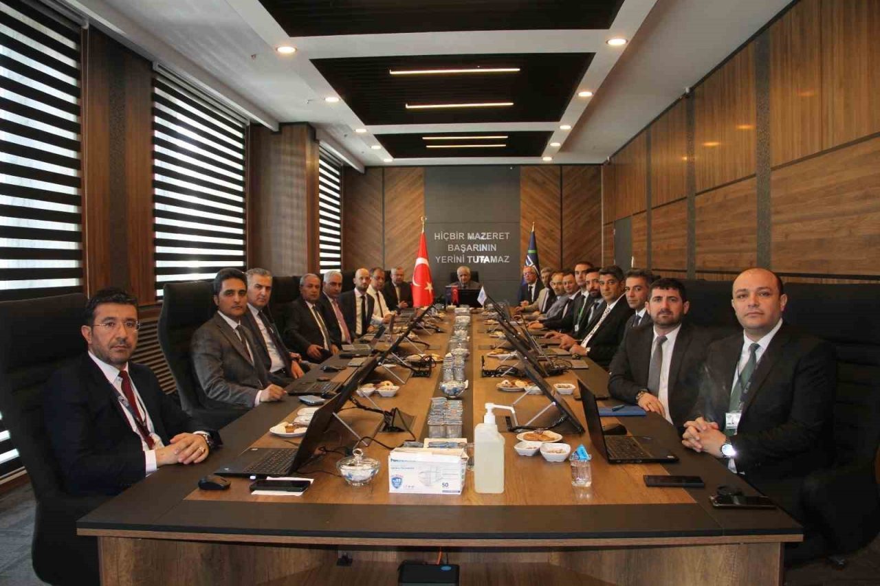 Aras EDAŞ Genel Müdürü Fikret Akbaş, kriz senaryolarına karşı gerekli