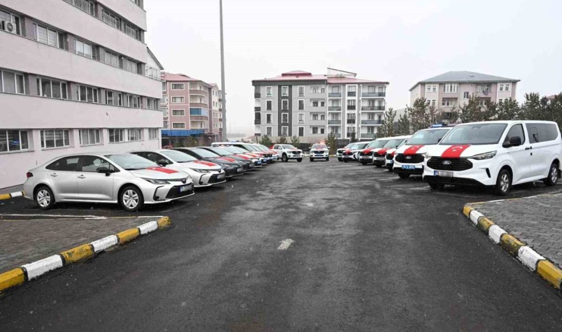 Ardahan’da emniyet teşkilatına tahsis edilen yeni araçların hizmete girmesi nedeniyle