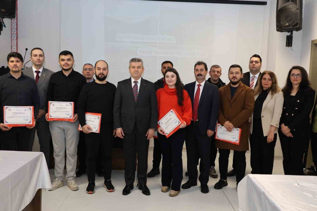 Artvin’de sigarayı bırakan 15 vatandaşa, dumansız yaşamı teşvik eden kampanya