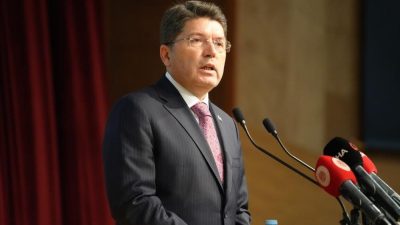 Adalet Bakanı Yılmaz Tunç, bir dizi ziyaretler kapsamında yarın Bayburt’a