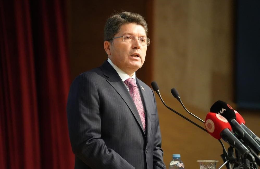 Adalet Bakanı Yılmaz Tunç, bir dizi ziyaretler kapsamında yarın Bayburt’a