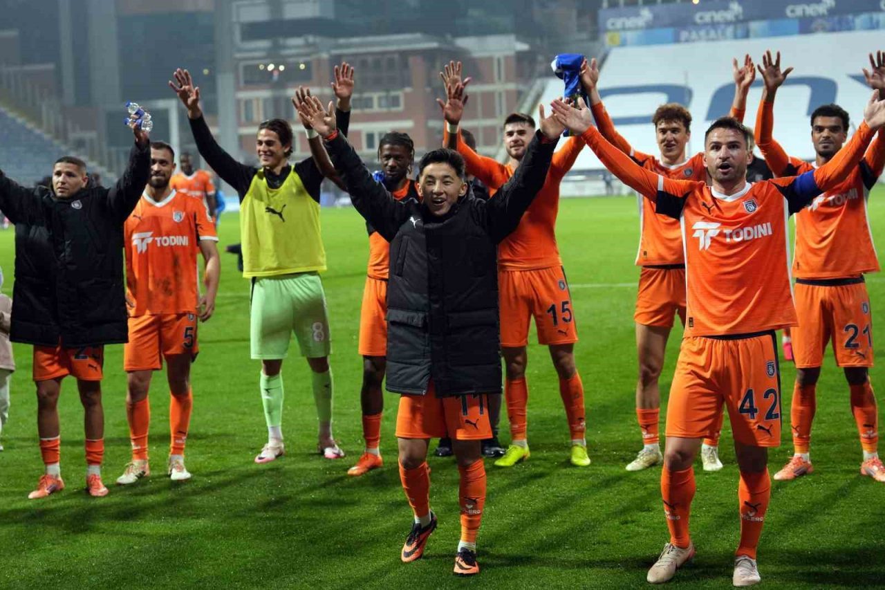 Başakşehir, Trendyol Süper Lig’in 15. haftasında namağlup tek takım konumundaki