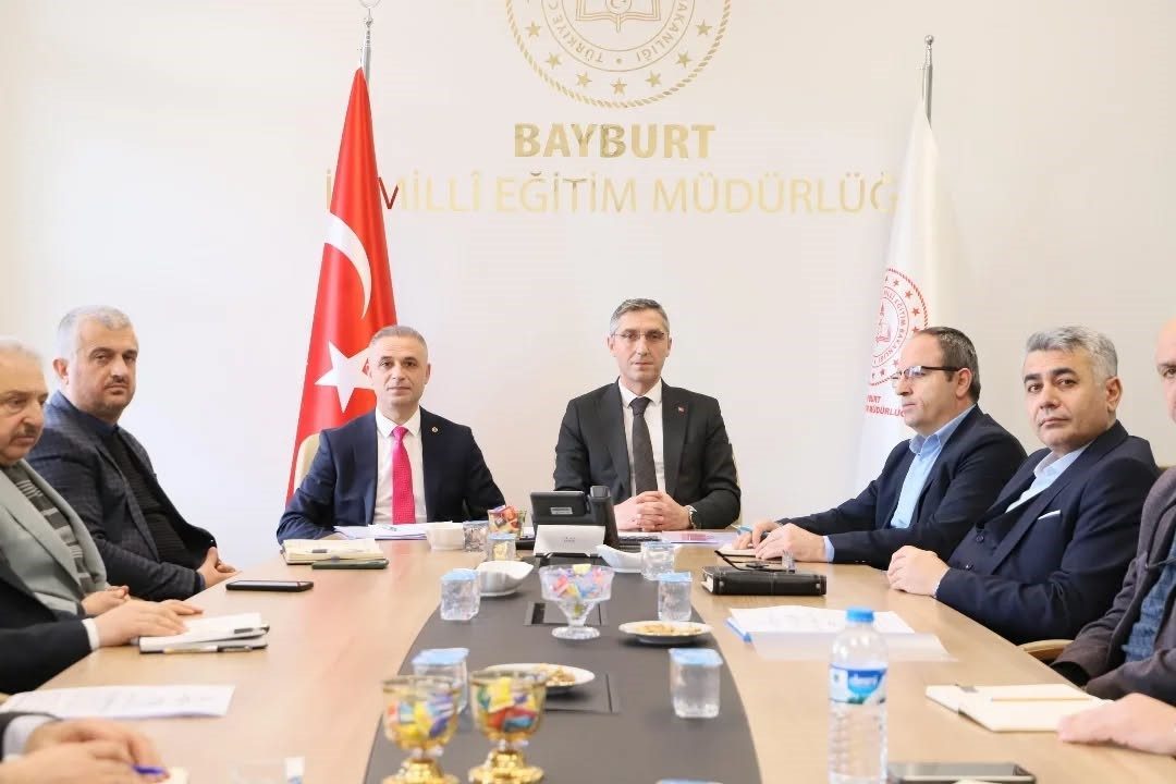 Bayburt’ta açık öğretim kurumları sınavlarının huzur ve güven ortamında gerçekleştirilmesi