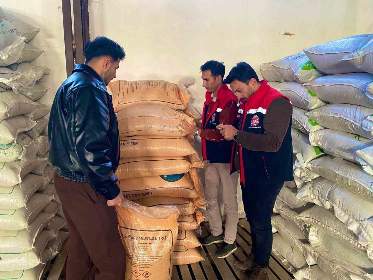 Bayburt’ta çiftçilerin güvenilir ve kaliteli gübreye ulaşmasını sağlamak amacıyla İl