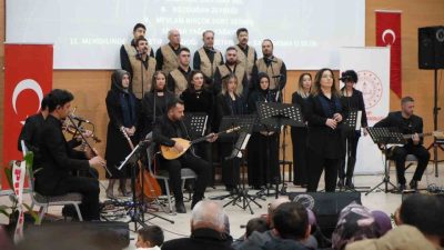 Bayburt İl Milli Eğitim Müdürlüğü tarafından düzenlenen konserde, kentte farklı