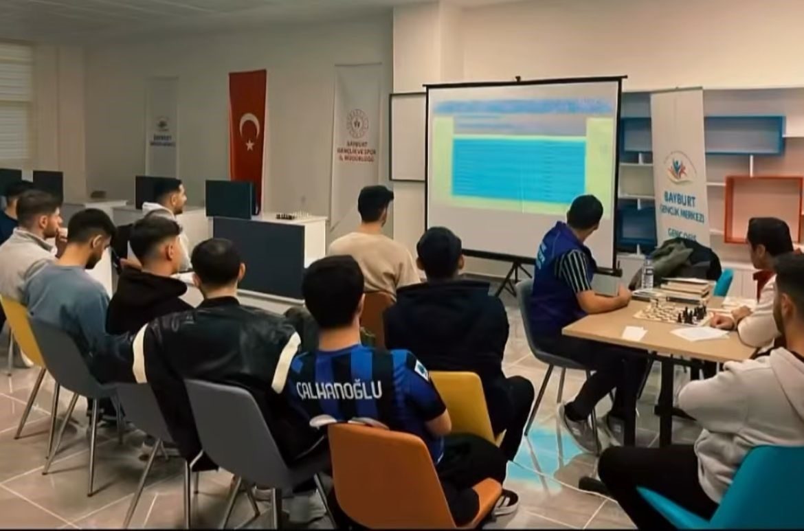 KYK yurdunda kalan erkek öğrencilere yönelik PlayStation Turnuvası düzenlendi. 3