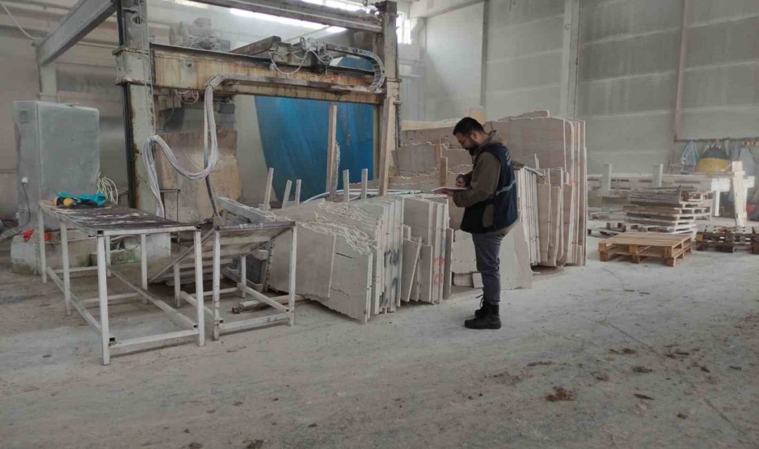 PVC kapı, pencere ve doğal taş üretimi yapılan iş yerlerinde