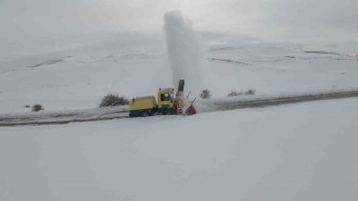Bayburt İl Özel İdaresi, kar yağışının ardından il genelindeki 170