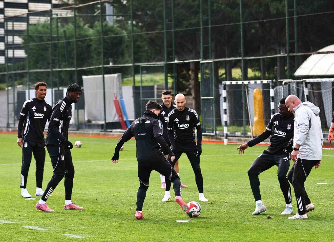 Beşiktaş, Trendyol Süper Lig’in 16. haftasında deplasmanda Trabzonspor ile oynayacağı
