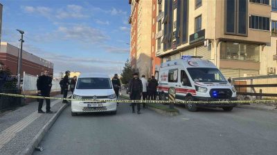 Kastamonu’da bir şahıs caddede kovaladığı kişiyi tüfekle ateş ederek bacağından