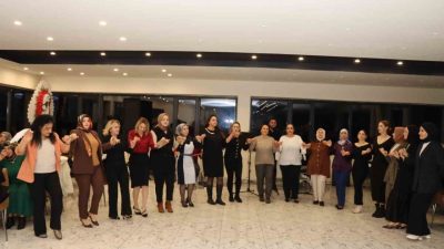 Erzurum’un Oltu ilçesinde çalışan kadınlar, kendilerine moral ve motivasyon sağlayan