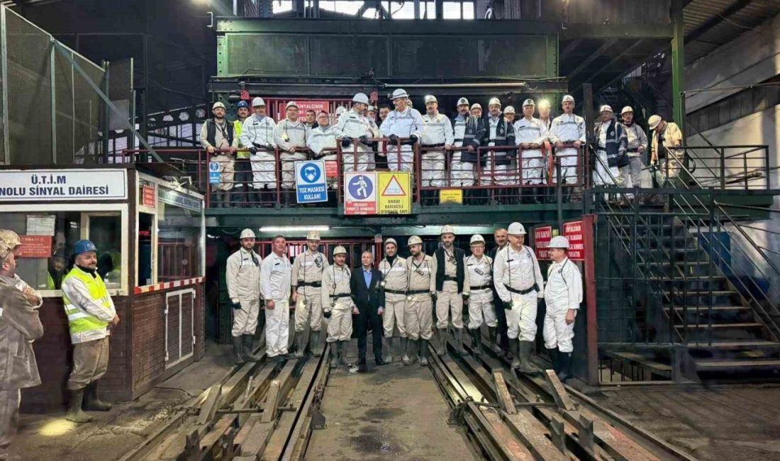 Çalışma ve Sosyal Güvenlik Bakan Yardımcıları Ahmet Aydın ve Faruk