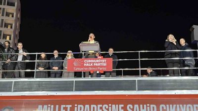 Cumhuriyet Halk Partisi (CHP) Genel Başkanı Özgür Özel, partisi tarafından