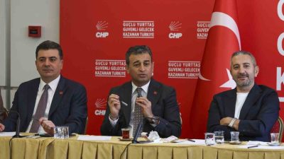 Cumhuriyet Halk Partisi (CHP) Parti Sözcüsü Zeynel Emre, Mersin Milletvekili