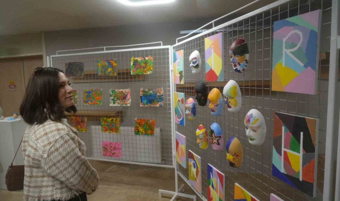 Erzurum’da 4 ay süren etkinlik sonunda özel ihtiyaçlı 12 kız