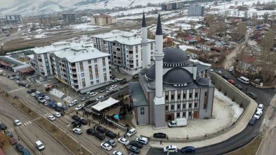 Çoğreşi Zade Abdurrehim Sami Efendi Camii, düzenlenen törenle ibadete açıldı.