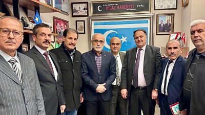 Cumhurbaşkanı Başdanışmanı Yalçın Topçu, Suriye Türkmenlerinden oluşan heyeti makamında kabul