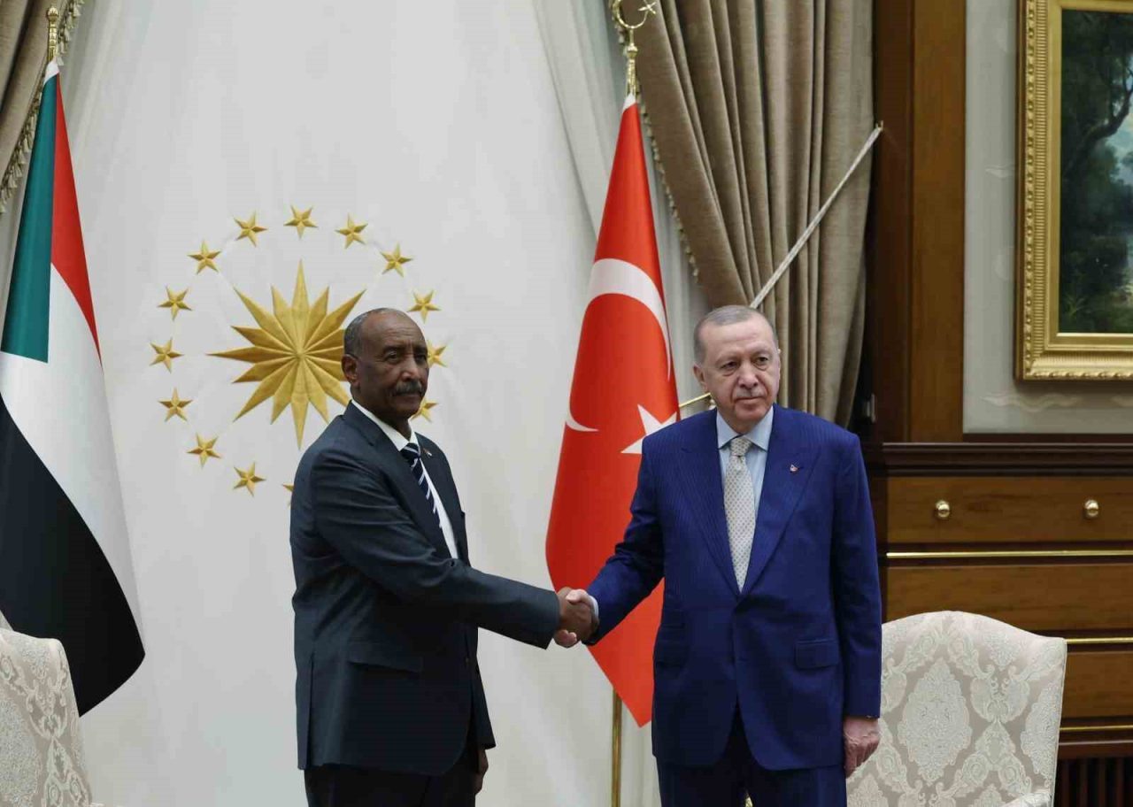 Cumhurbaşkanı Recep Tayyip Erdoğan, Sudan Egemenlik Konseyi Başkanı Abdelfettah el