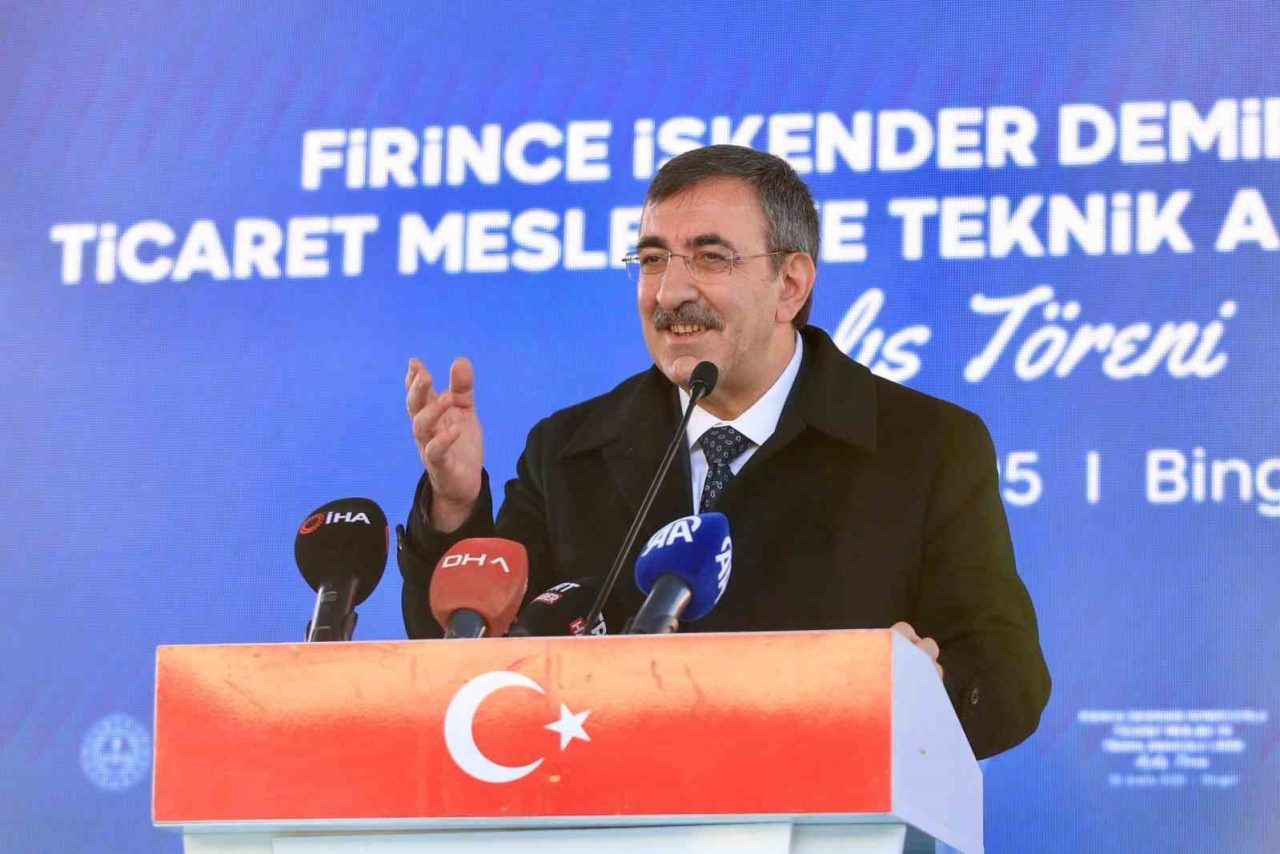 Cumhurbaşkanı Yardımcısı Cevdet Yılmaz, son yıllarda turizm sektörünün, güçlü bir