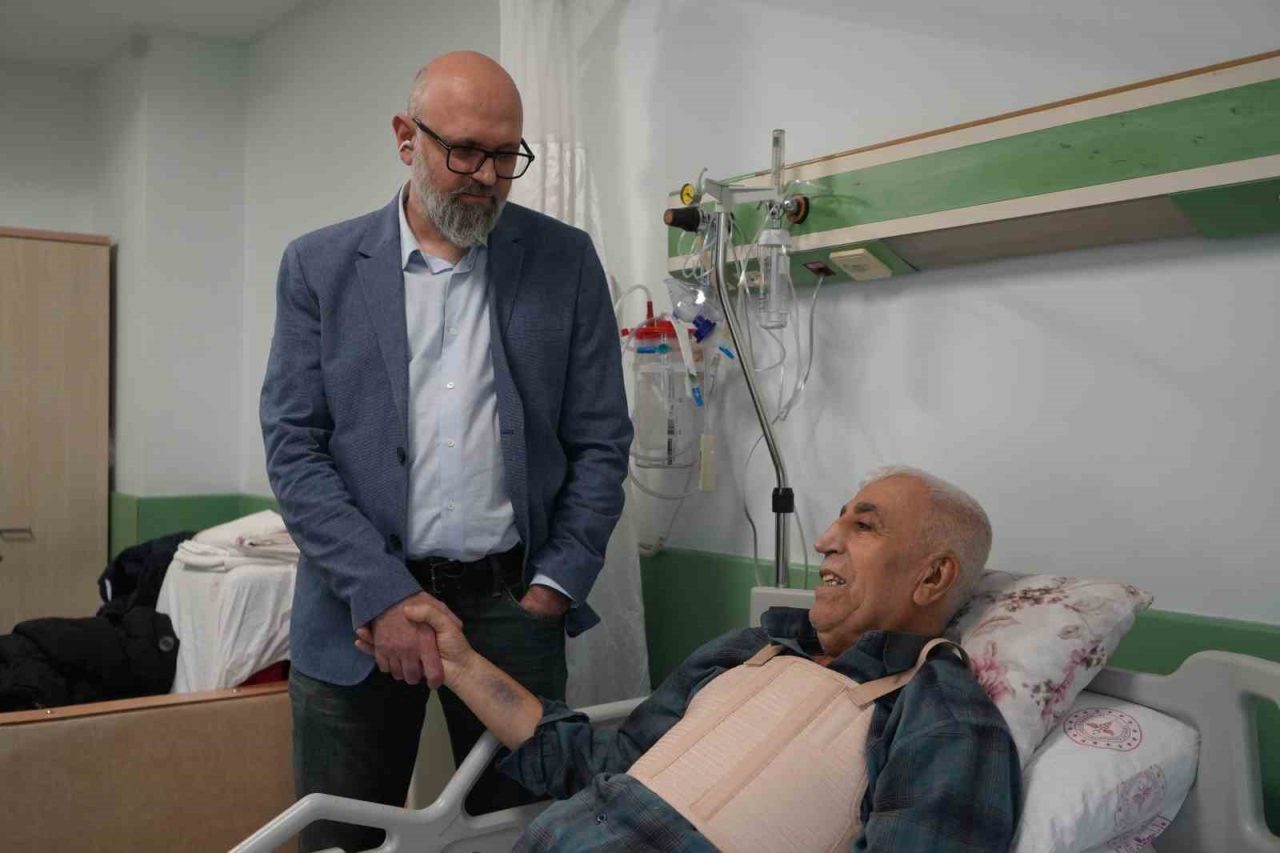 Dünyanın ileri merkezlerinde uygulanabilen ve yüksek deneyim gerektiren hibrit aort