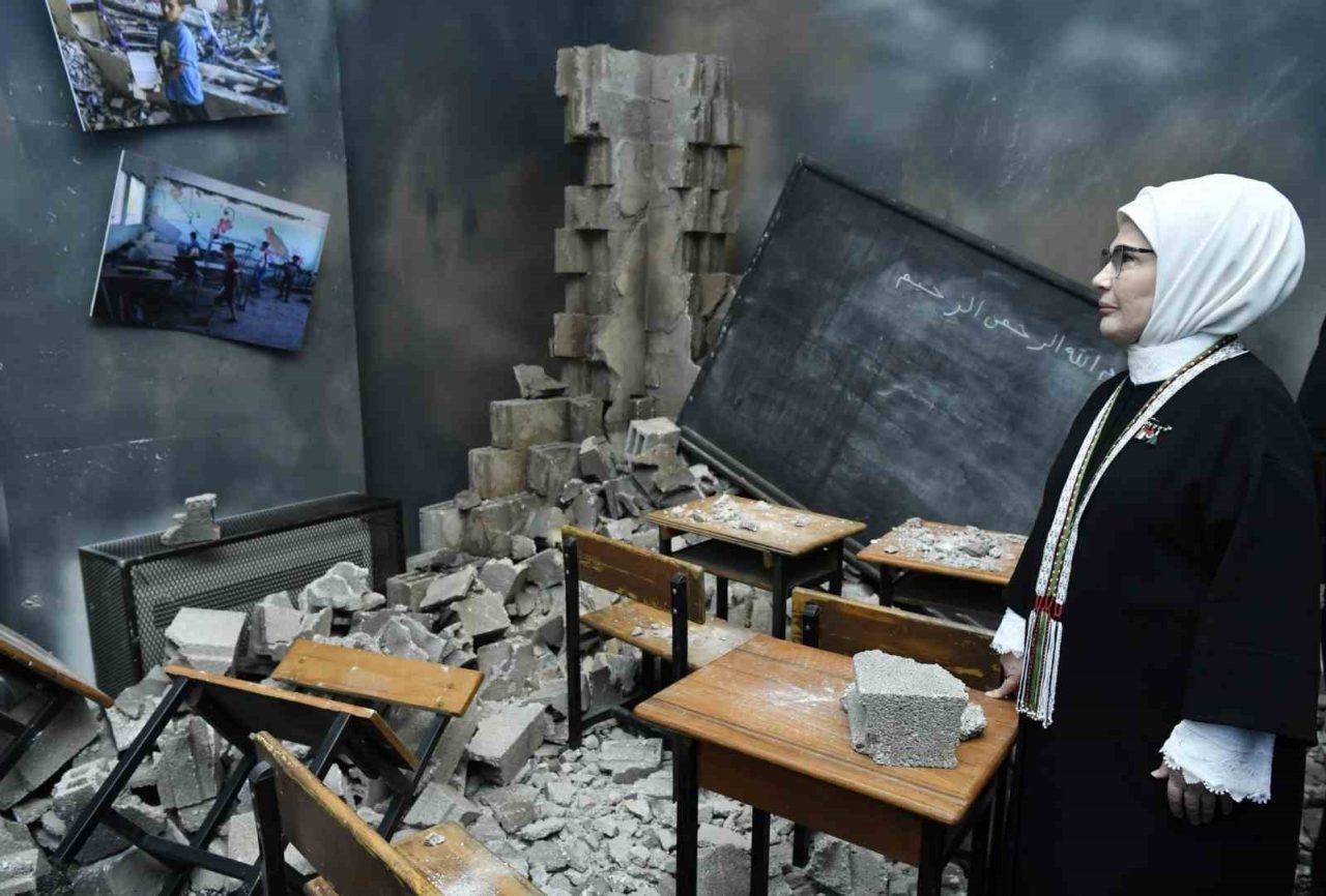 Cumhurbaşkanı Recep Tayyip Erdoğan’ın eşi Emine Erdoğan, dün açılışını gerçekleştirdiği