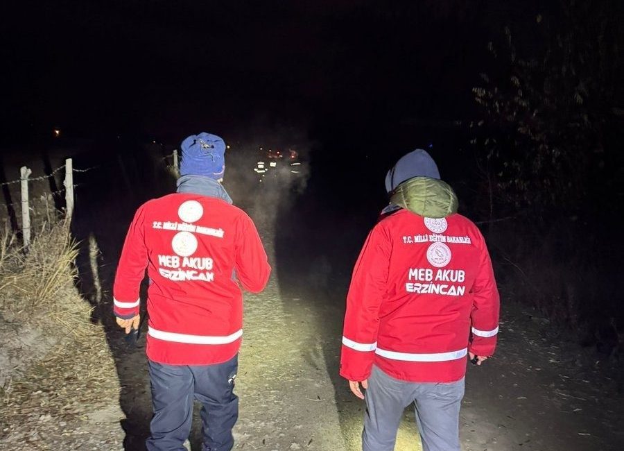 Erzincan’da kayıp alzheimer hastası yaşlı adam AFAD ve jandarma ekiplerince