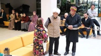 Erzincan Binali Yıldırım Üniversitesi (EBYÜ) ev sahipliğinde düzenlenen “Kuşaklararası Masal