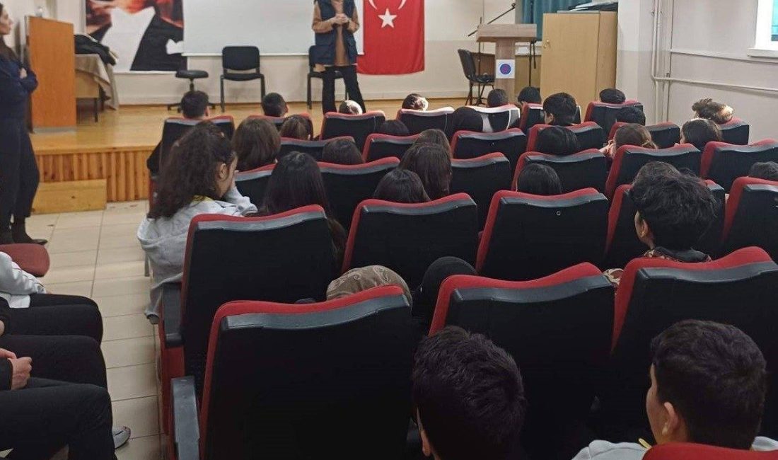 Erzincan İl Emniyet Müdürlüğü Siber Suçlarla Mücadele Şube Müdürlüğü ekipleri