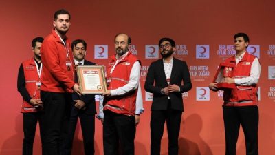 Erzurum Kızılay Şubesi, İstanbul’da düzenlenen Şube Kurultayı’ndan 3 ödülle döndü.