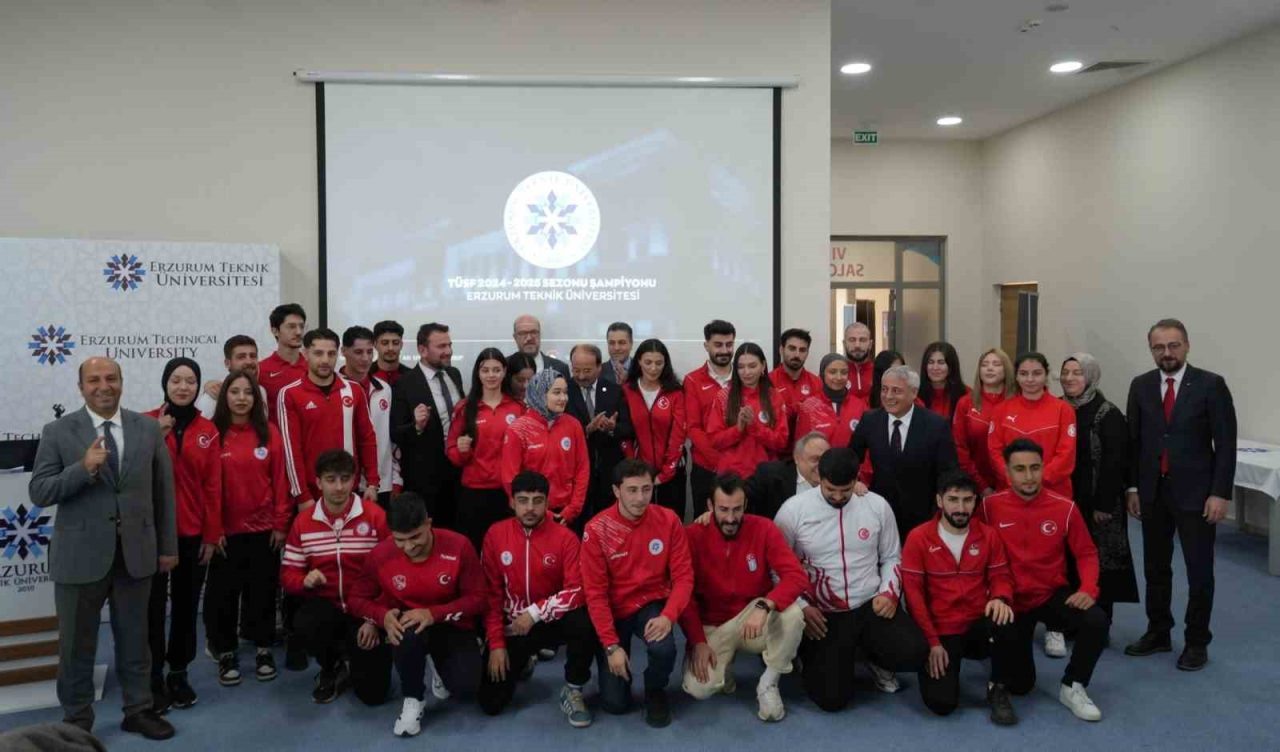 Erzurum Teknik Üniversitesi (ETÜ) ÜNİLİG şampiyonluğunu kutladı. Erzurum Teknik Üniversitesi