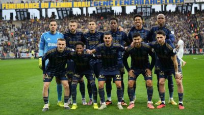 Fenerbahçe, Trendyol Süper Lig’de Eyüpspor’u 3-0 yendi ve bu sezon