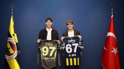 Fenerbahçe, U19 takımında forma giyen 2008 doğumlu futbolcular Kamil Efe