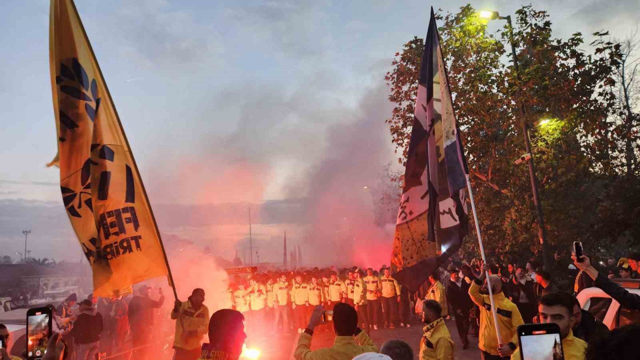 Trendyol Süper Lig’in 14. haftasında Galatasaray’ı konuk edecek olan Fenerbahçe’de