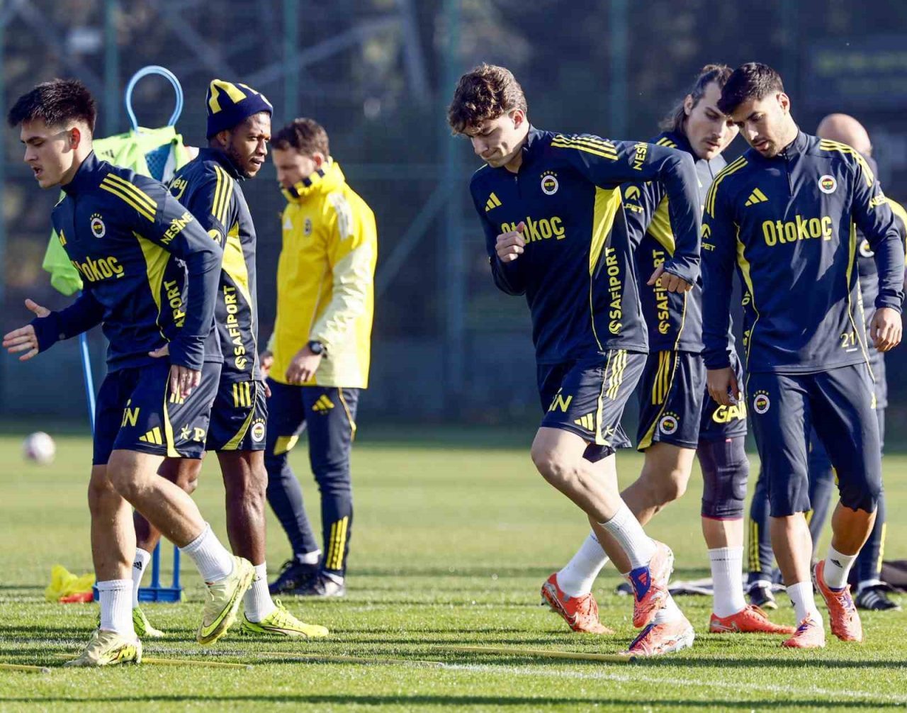 Fenerbahçe, Trendyol Süper Lig’in 17. haftasında Eyüpspor ile deplasmanda oynayacağı