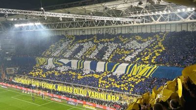 Fenerbahçeli taraftarlar, Galatasaray derbisine özel koreografi hazırladı. Trendyol Süper Lig’in