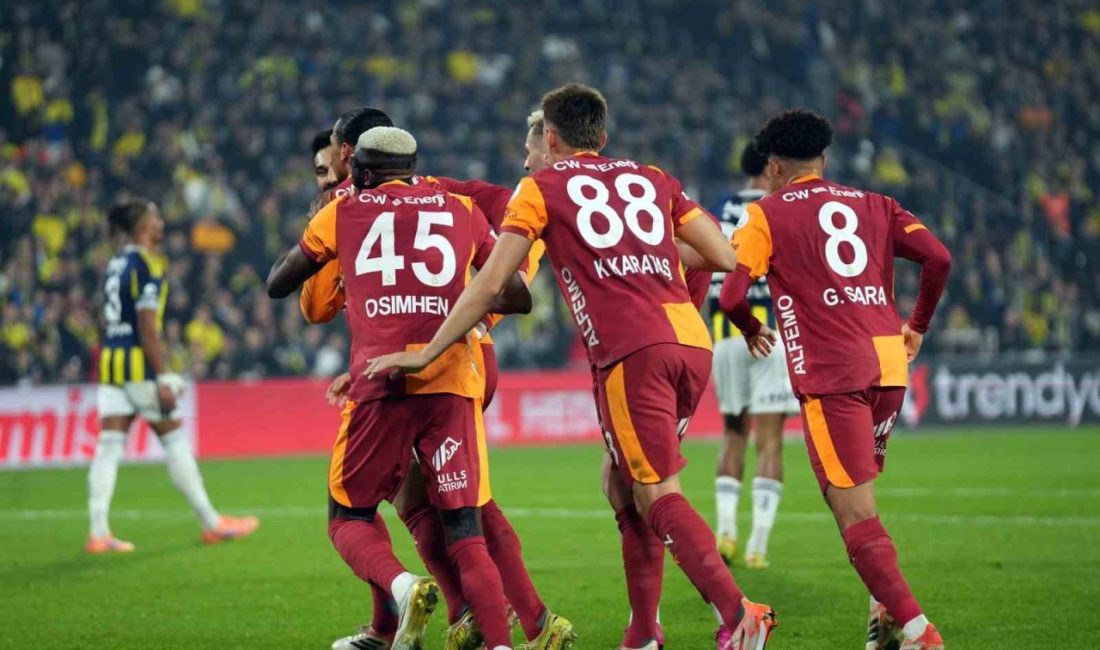 Fenerbahçe ile berabere kalan Galatasaray, Trendyol Süper Lig’de puanını 33’e