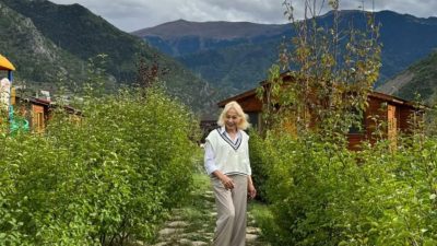 Giresun’un Tirebolu ilçesinde tır ile otomobilin çarpışması sonucu meydana gelen