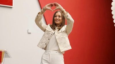 Manisa’nın ilk kadın Belediye Başkanı olarak CHP’den Şehzadeler Belediye Başkanı