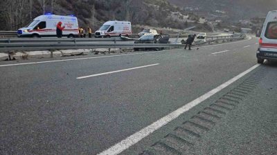 Gümüşhane-Trabzon Karayolunda bu sabah meydana gelen trafik kazasında 1’i ağır