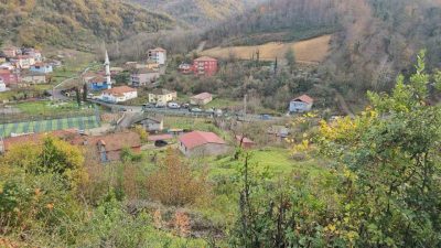 Zonguldak’ta 46 yaşındaki adam, boşanma aşamasındaki eşine evinin yolunda kurşun