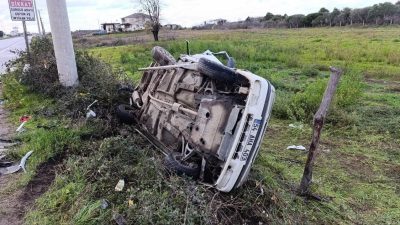 Sakarya’nın Karasu ilçesinde cip ile otomobilin çarpışması sonucunda meydana gelen