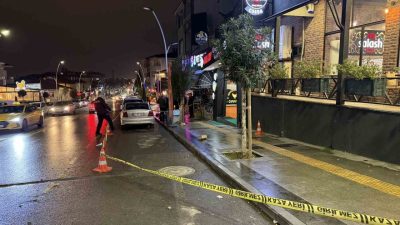 Sakarya’nın Serdivan ilçesinde iki esnaf arasında çıkan silahlı kavgada bir