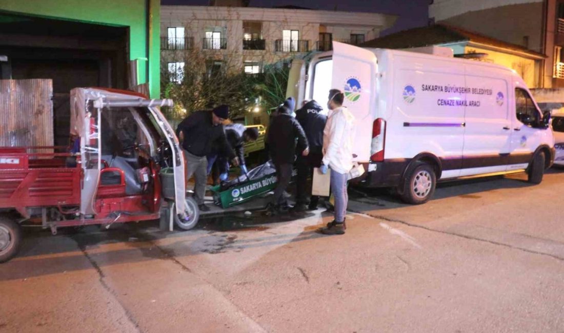 Sakarya’nın Adapazarı ilçesinde bulunan inşaat sahasında erkek cesedi bulundu. Papuççular