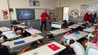 Bursa İl Jandarma Komutanlığı’na bağlı Jandarma Arama Kurtarma (JAK) timleri,