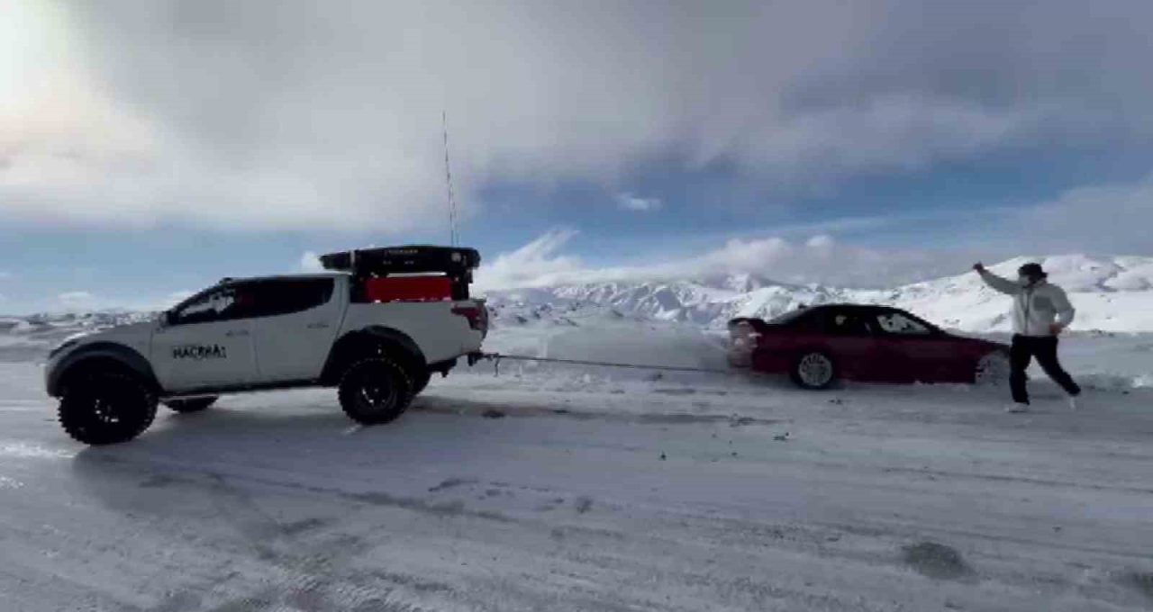 Erzurum’un yüksek kesimlerinde etkili olan soğuk hava ve kar yağışı